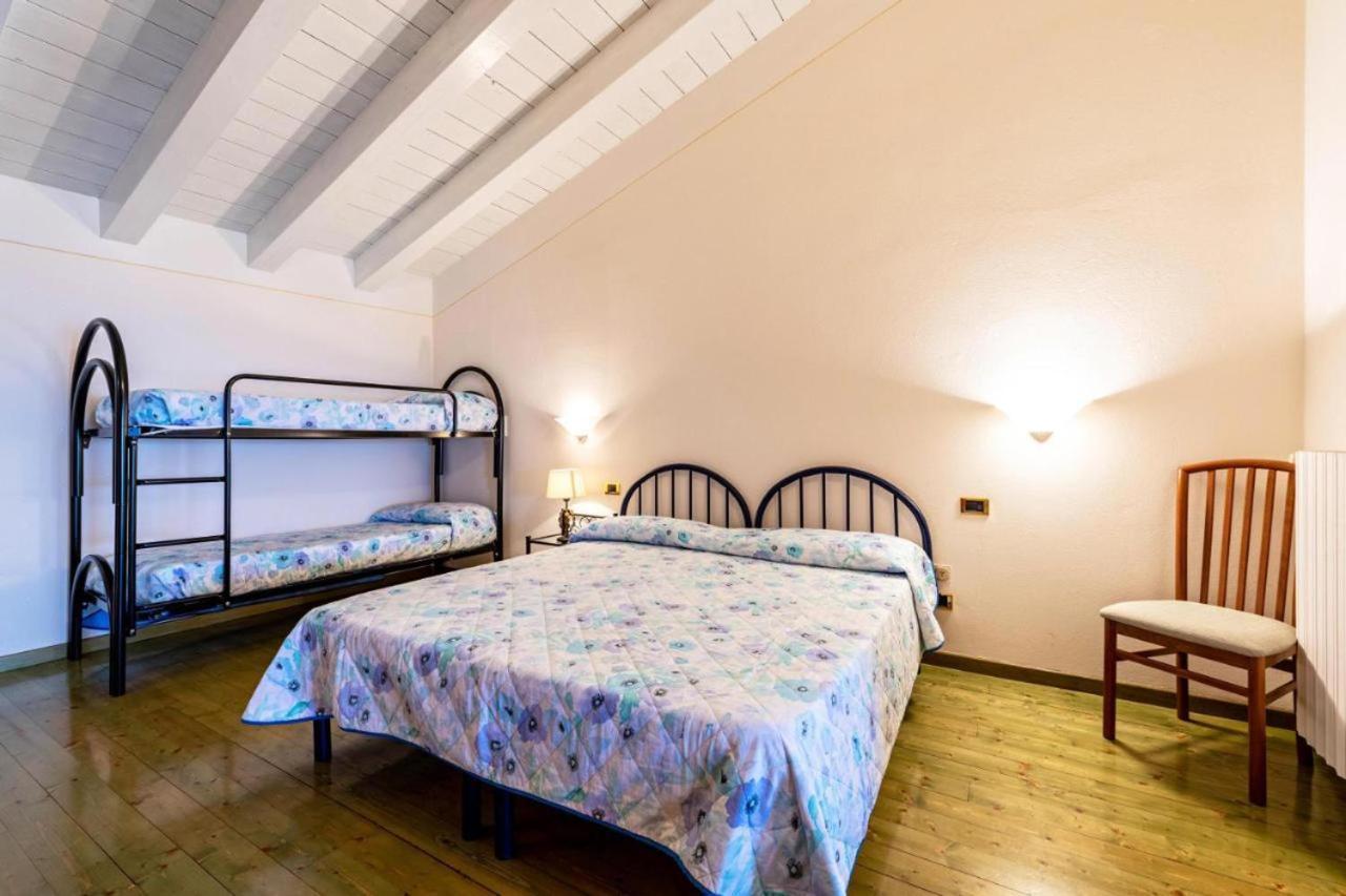 Casa Vacanze Baccolo Польпенацце-дель-Гарда Екстер'єр фото