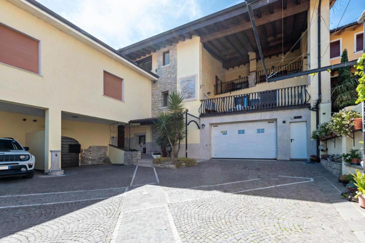 Casa Vacanze Baccolo Польпенацце-дель-Гарда Екстер'єр фото