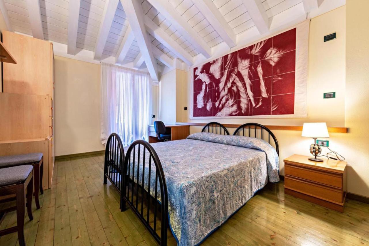 Casa Vacanze Baccolo Польпенацце-дель-Гарда Екстер'єр фото
