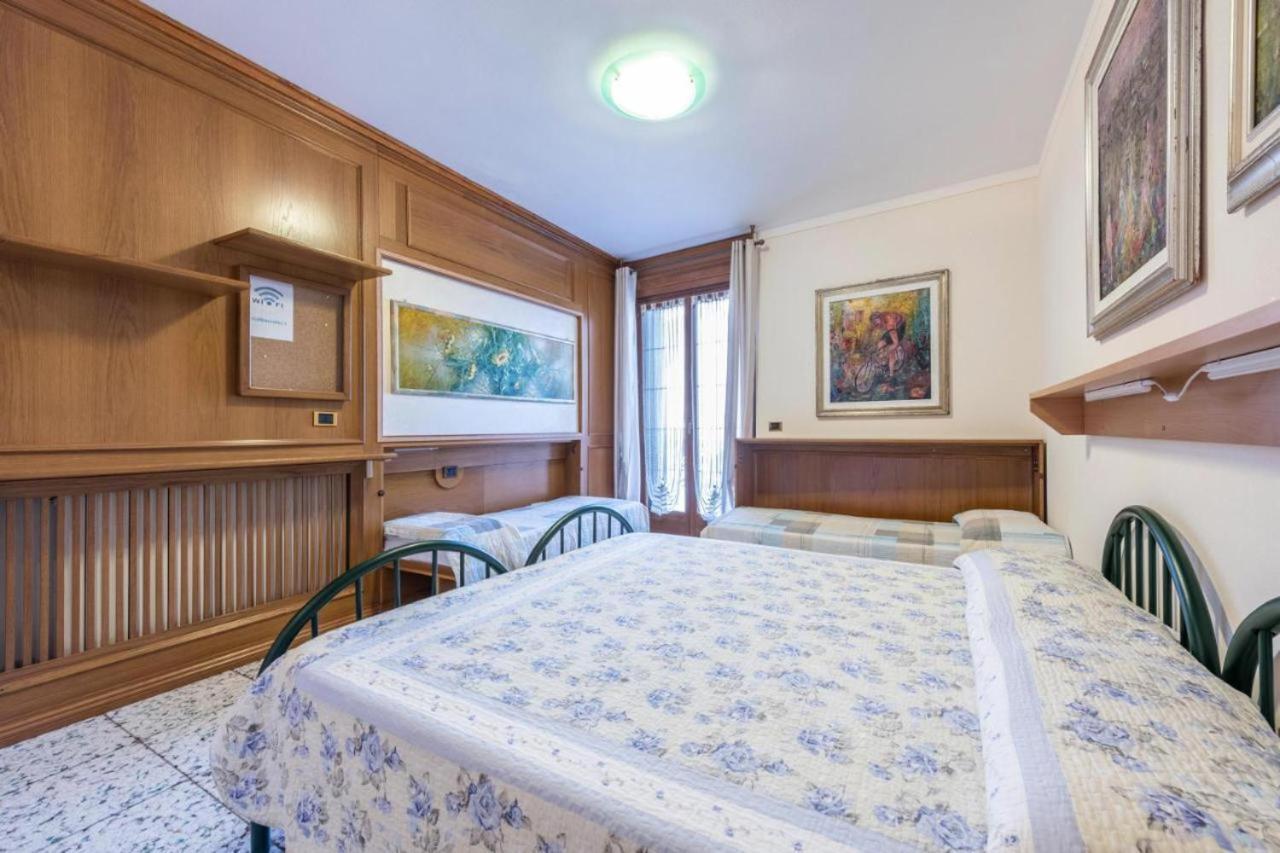 Casa Vacanze Baccolo Польпенацце-дель-Гарда Екстер'єр фото