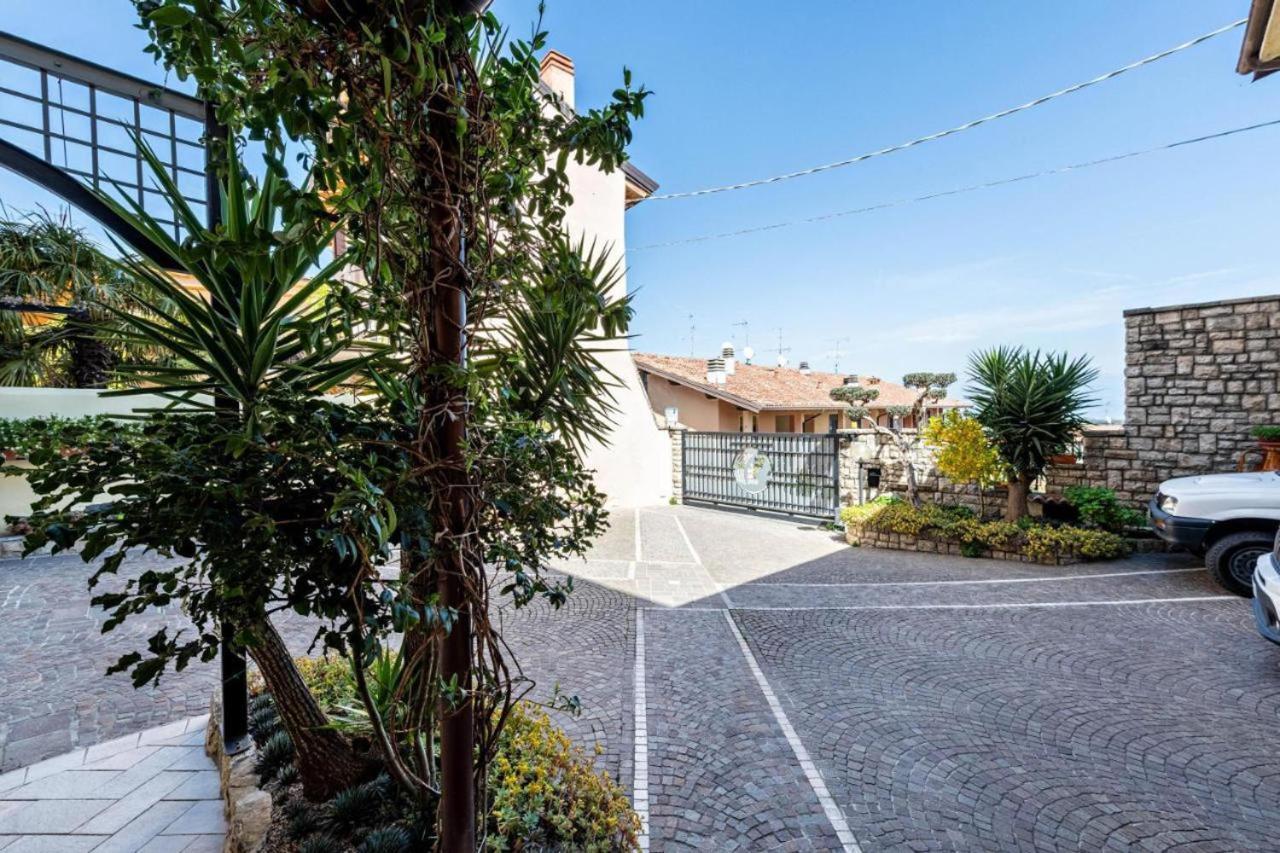 Casa Vacanze Baccolo Польпенацце-дель-Гарда Екстер'єр фото