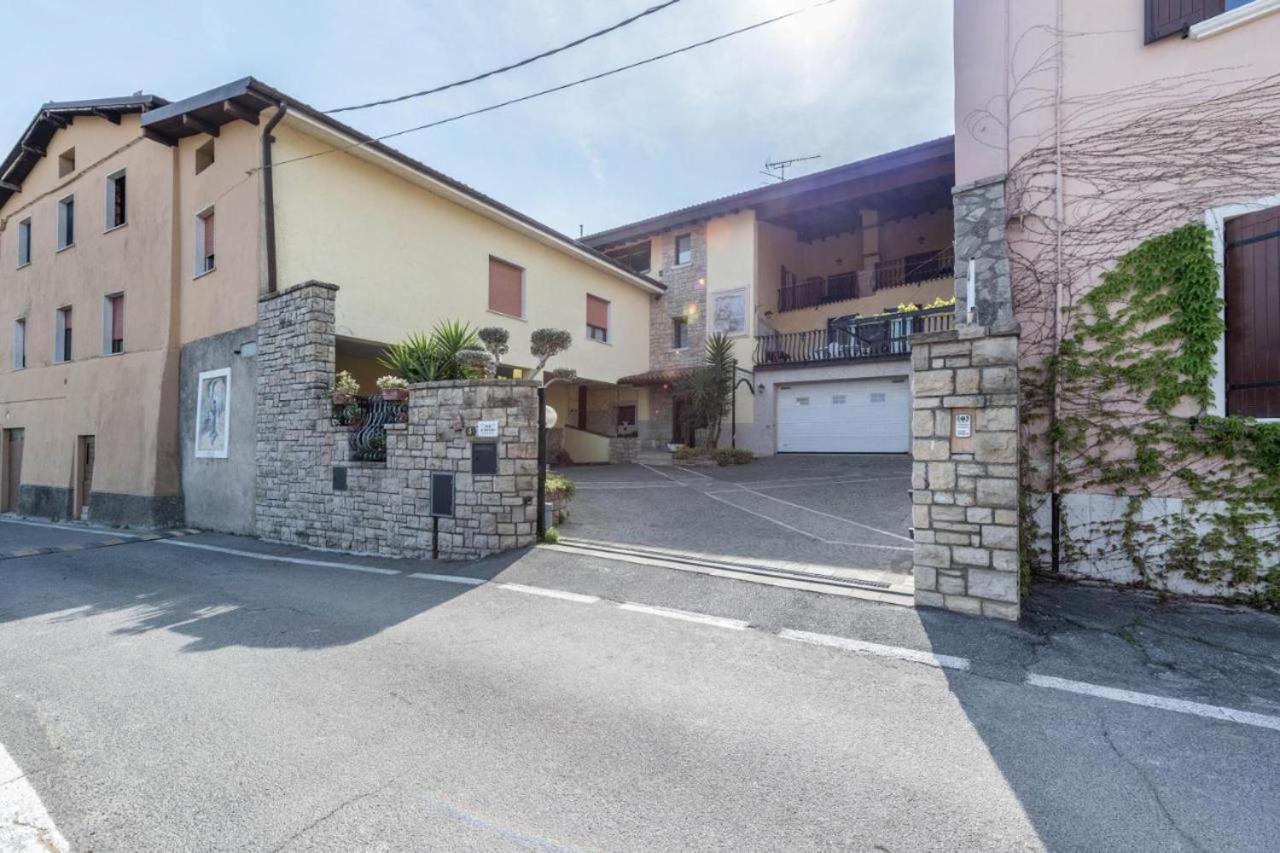 Casa Vacanze Baccolo Польпенацце-дель-Гарда Екстер'єр фото
